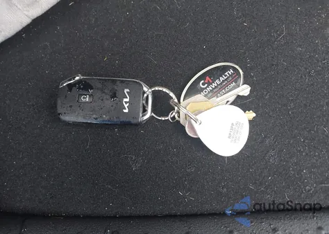 2023 Kia Sportage X-Line z USA, uszkodzony, nr VIN 5XYK6CAF6PG060090